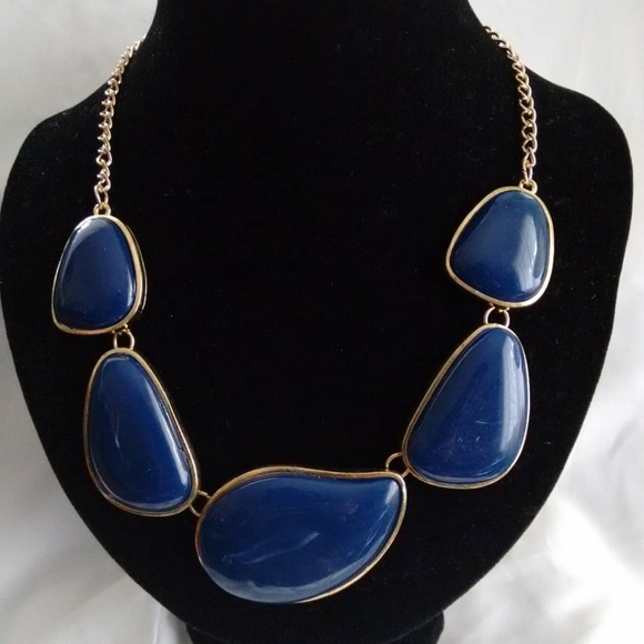 Lightweight pebble stone necklace - Picture 1 of 1